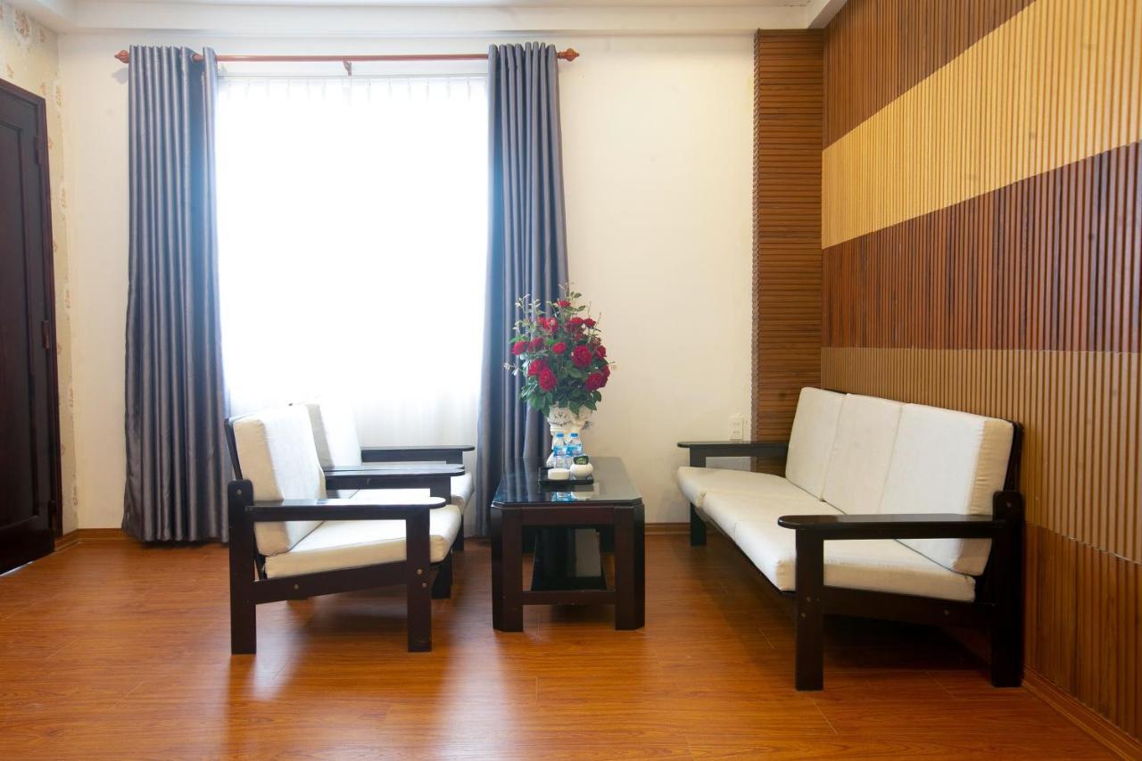 Tre Xanh Hotel Плейку Экстерьер фото
