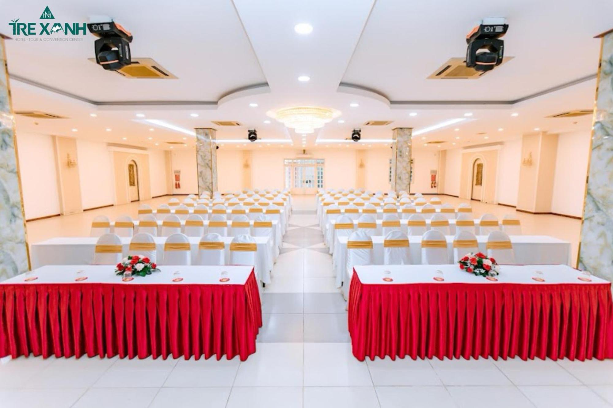 Tre Xanh Hotel Плейку Экстерьер фото