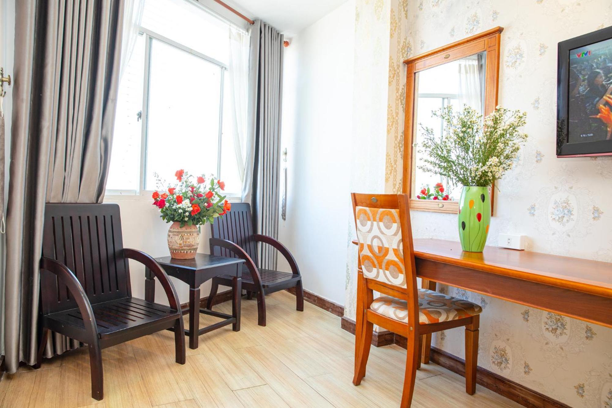 Tre Xanh Hotel Плейку Экстерьер фото