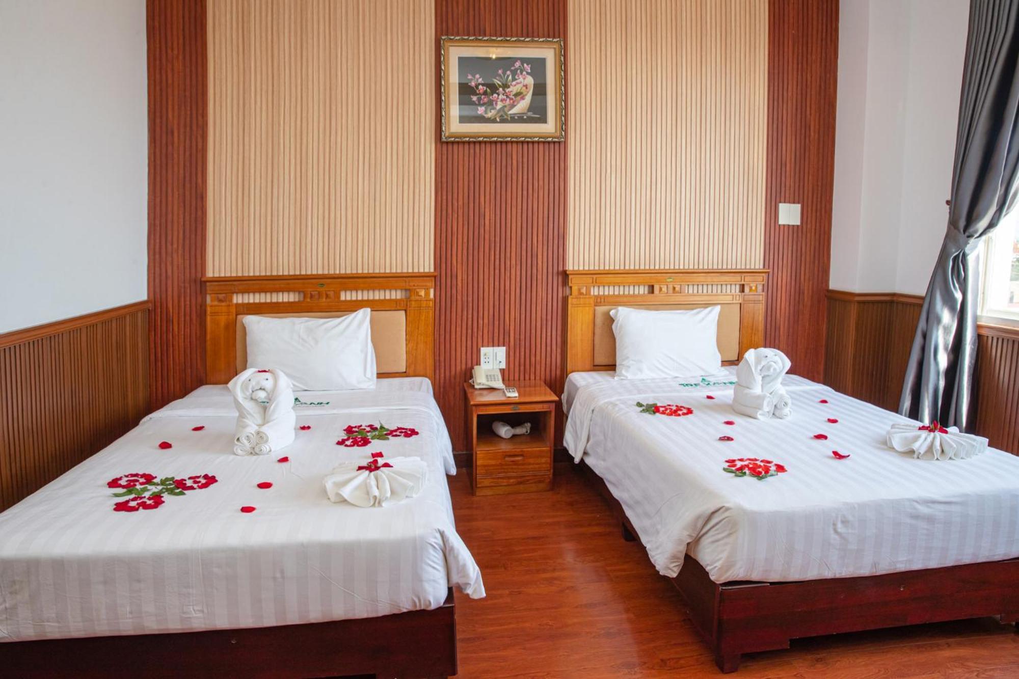 Tre Xanh Hotel Плейку Экстерьер фото